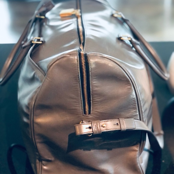 Saint Laurent classic duffel bag (Great condition) - Picture 2 of 7